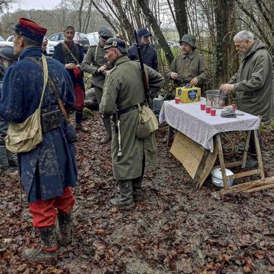 Vin chaud  aux abords de la tranchée, au retour de la randonnée
